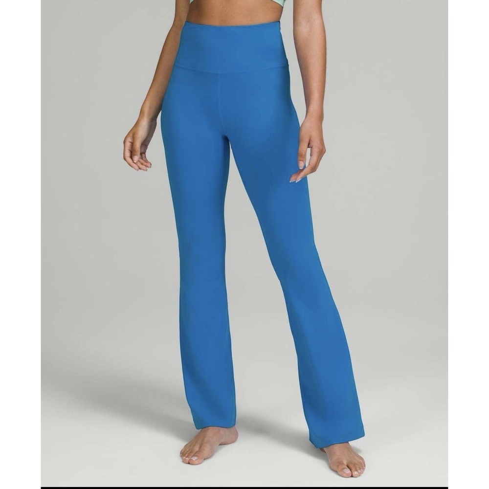 Lululemon Groove Super High Rise Flared Pants Poolside Blue Size 6 EUC